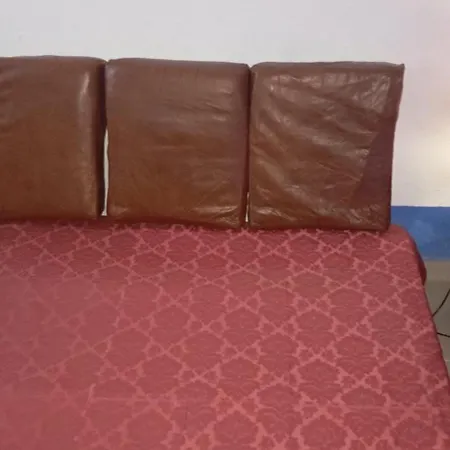 Center * קאסטלו בראנקו